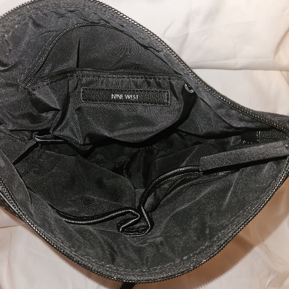 Nine West Coralia Sure Springs Crossbody Handbag Purse Bag Black - Picture 6 of 6